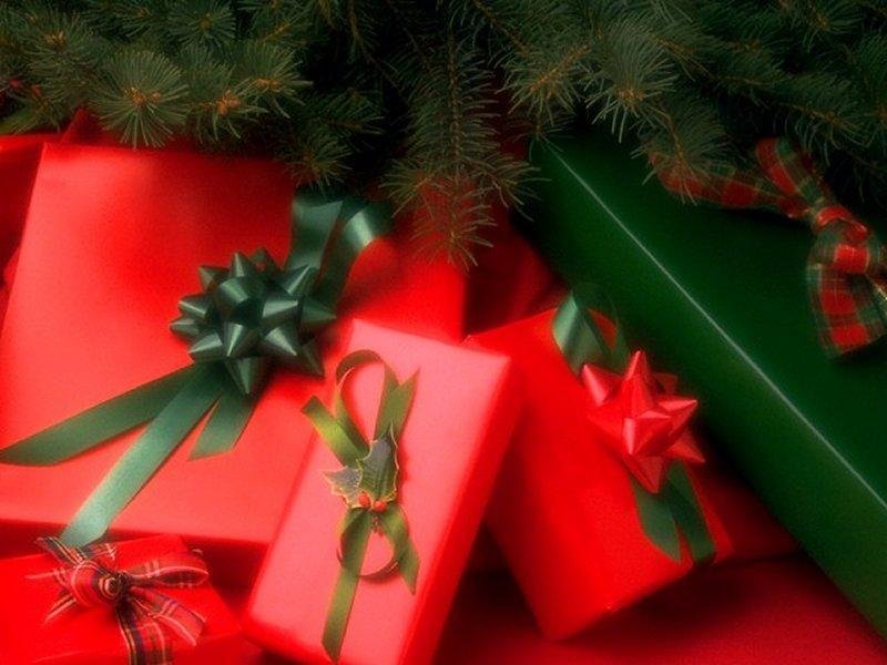 Pacchi Natale.Pacchi Di Natale Un Milione E Mezzo Di Toscani Ricicla I Regali Agenziaimpress It