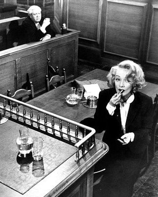 Legal thriller. Onori letterari a Vostro Onore