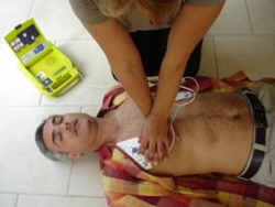Pistoia, in arrivo 14 defibrillatori per i luoghi più frequentati della città