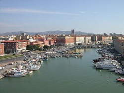 Dal Meeting antirazzista di Livorno la richiesta di cittadinanza per chi nasce in Toscana