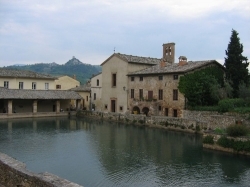 “I colori del libro” dipingono Bagno Vignoni di letteratura