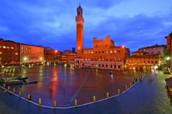 “Siena degli spiriti”, la città diventa un romanzo gotico con le Passeggiate d’Autore