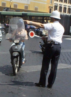 Selezione pubblica per l’assunzione di un agente di Polizia Municipale