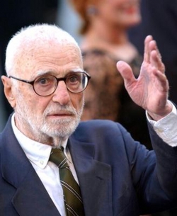 Monicelli, Firenze gli dedicherà una via