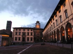 150° Unità d’Italia, 150 piazze con internet gratis. Arezzo candida Piazza San Francesco