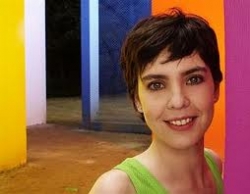 Adriana Calcanhotto in esclusiva italiana a Firenze il 28 aprile