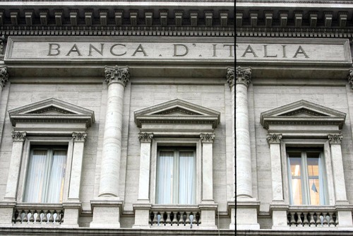 Banchieri contro. Eba chiede a banche italiane 15,4 miliardi di capitali freschi, 3,2 a Mps. Si schierano Bankitalia e Abi