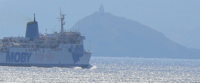 Salpa la nave dell’Osservatorio marittimo toscano. Il 19 gennaio il primo incontro a Portoferraio