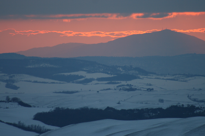 Allerta meteo. Codice giallo per neve su quasi tutta la Toscana, fiocchi anche a bassa quota