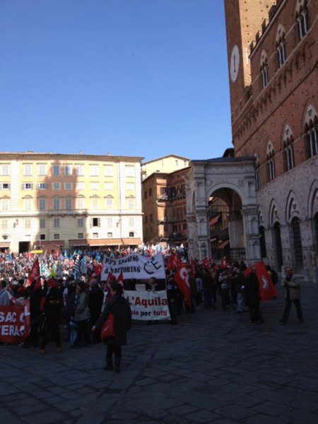 manifestazione4.jpg