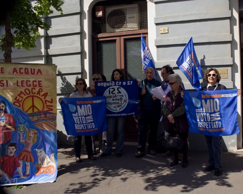 Acqua, prosegue la campagna di obbedienza civile. Oltre 600 le nuove adesioni