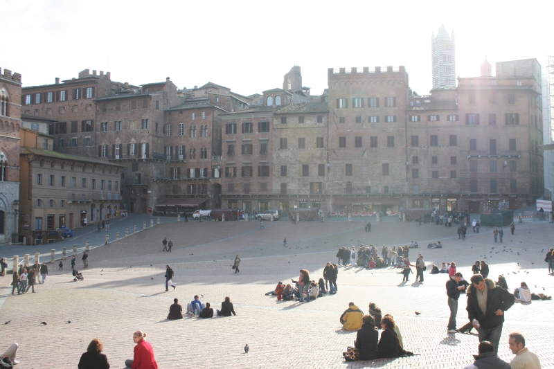 Siena, il sogno gotico. Il grand tour di Mauro Civai e Enrico Toti