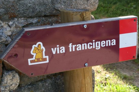 Patria di pellegrini. La Toscana punta sulla Francigena, «diventi patrimonio Unesco»