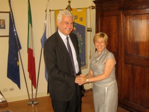 Terremoto, il presidente Mps Profumo a  Ferrara. Allo studio misure per aiutare la popolazione