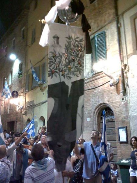 Palio, la notte di Giubilo nell’Onda