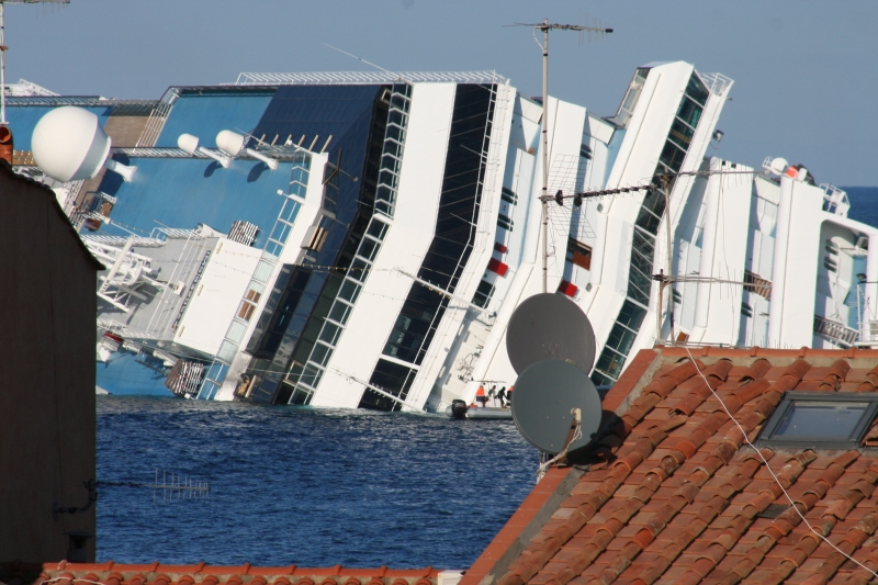 Concordia, terzo giorno di udienza. Il procuratore Verusio: «Mano del buon Dio, non manovra ha salvato vite umane»