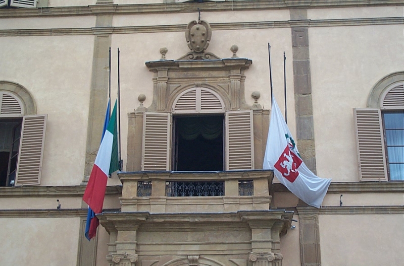 Siena, Provincia e Fondazione al bivio. Unite dallo stesso filo. Documento unitario perchè «Fondazione resti azionista di riferimento di Mps»