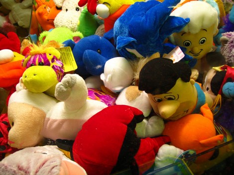 Famiglie toscane: 15% rinuncia a riscaldare casa o comprare giochi per bambini