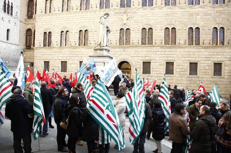 «Basta ambiguità». Mps, i sindacati chiedono chiarimenti sul ruolo del Governo