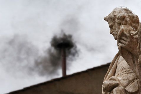 A Siena fumate ancora nere. L’era francescana tarda ad arrivare