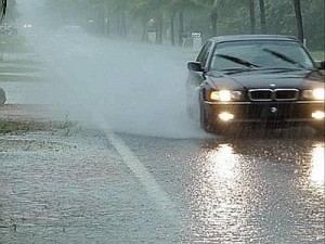 Notti agitate dal maltempo. Problemi in Lucchesia e nel pisano