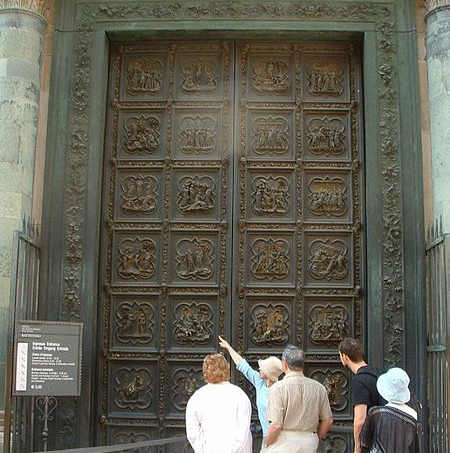 Firenze, la Porta Nord del Battistero dal restauro al nuovo Museo. Al suo posto una replica