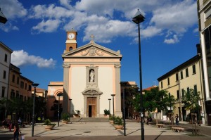 Sexy scandalo a Cecina, arrestata una giovane coppia. Facevano sesso nel confessionale del Duomo