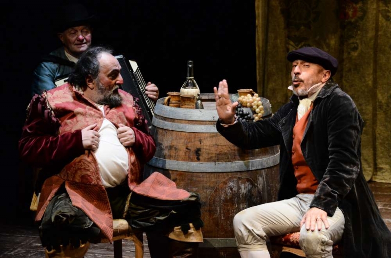 Shakespeare a Casciana Terme, “Le allegre comari di Windsor” sul palco del Verdi