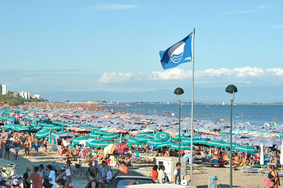 Mare forza 18. Bandiere Blu 2015, Liguria regina d’Italia. Toscana seconda