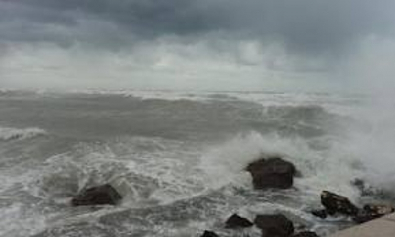 Piogge e mareggiate, sulla Toscana è allerta meteo