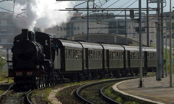 Alla scoperta della Salina. Torna a “sbuffare” il Treno (a vapore) del Sale