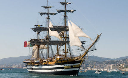 L’Amerigo Vespucci ormeggia a Livorno fino all’8 luglio. La cittadinanza potrà salire a bordo