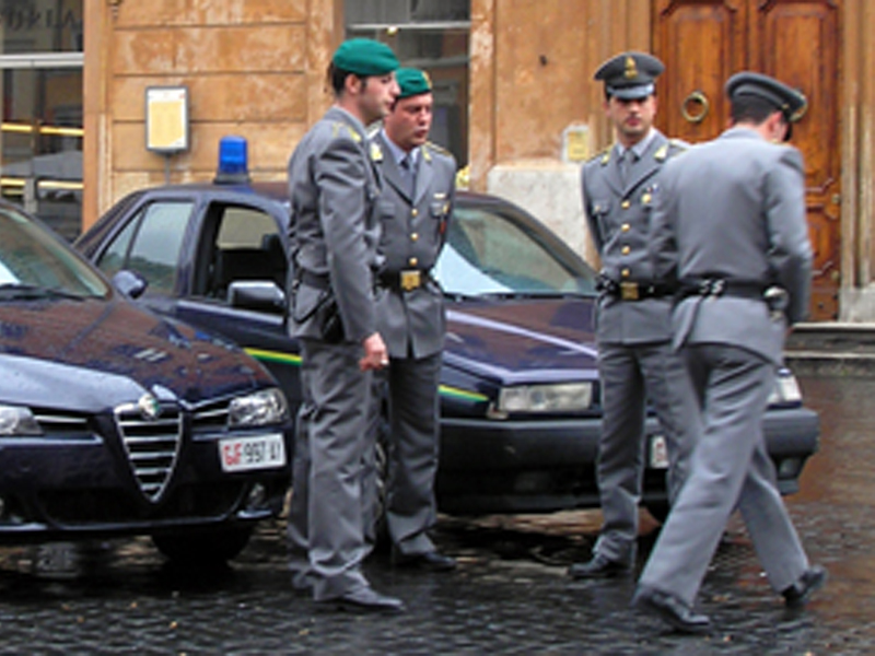 Guardia di Finanza nella sede della Misericordia di Pisa. Verifiche contabili sui bilanci