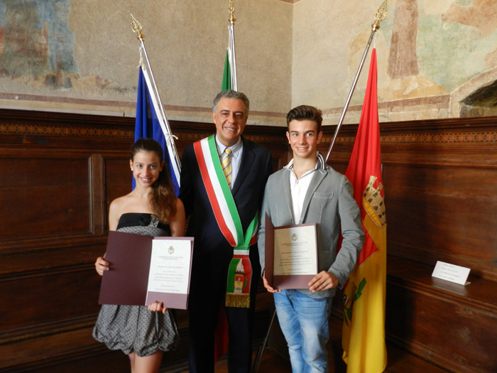 Dal Comune di San Gimignano il riconoscimento ai giovani campioni italiani di danza