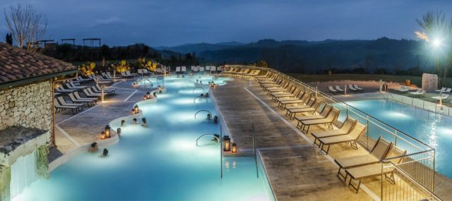 Le “calde” notti delle terme senesi tra benessere e relax