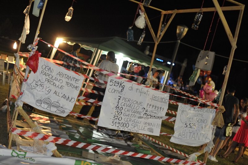 Tra palco ed eco-sostenibilità. Gli scatti di Tv Spenta dal Vivo 2013