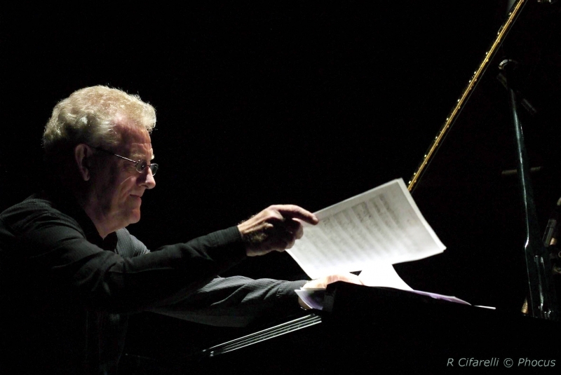 John Taylor e Mirco Mariottini a Bagno Vignoni. Al Festival della Valdorcia il jazz risuona sulle acque termali