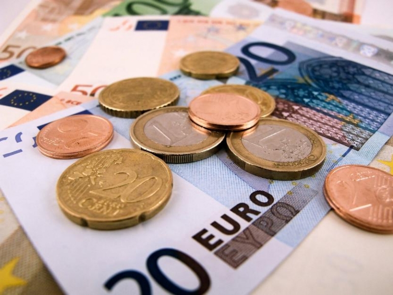 Toscana contro la crisi, arriva il “prestito sociale”. 3mila euro a famiglia