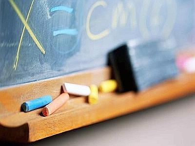 Pacchetto scuola, sostegno economico per gli studenti