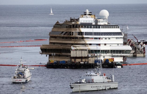 Il sindaco Ortelli indica le priorità: scuole, opere pubbliche, danno di immagine all’isola per la vicenda Concordia