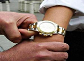 Sgominata banda dei Rolex, tre arresti per i furti in Versilia