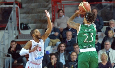 Supercoppa italiana di pallacanestro. Siena-Varese è sfida per la storia