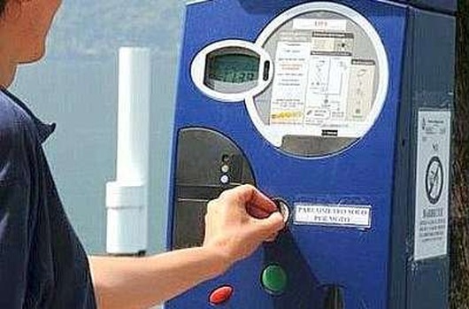 Rubata la macchinetta dei ticket alla Asl, bottino da 11.500 euro