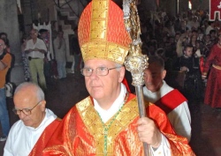 Ladri in casa del vescovo, rubate le croci donate dai Papi