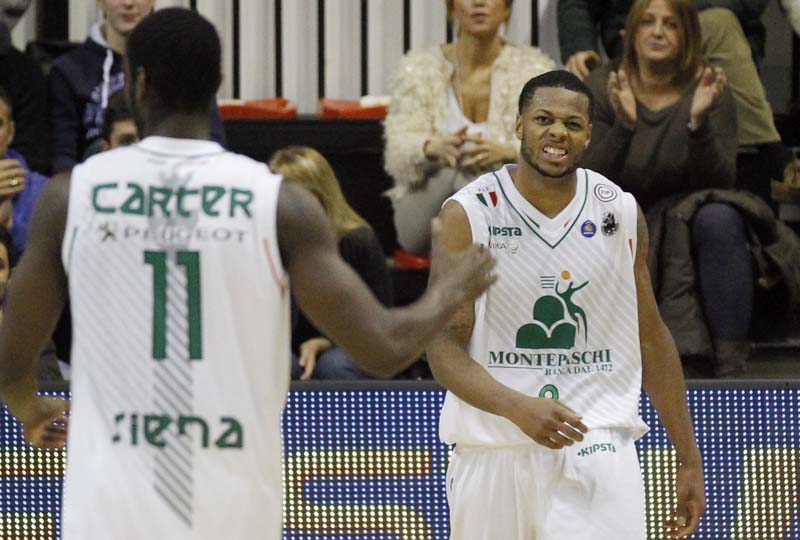 Basket, Mens Sana Dottor Jekyll e Mr Hyde torna alla vittoria. Pistoia cade ad Avellino