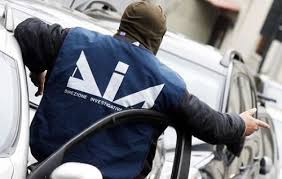 Colpo al clan Contini, 90 arresti e sequestri per  250 mln in Campania, Lazio e Toscana