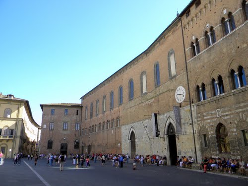 Santa Maria della Scala, Pd contro Giunta. Fuffa o resa dei conti?