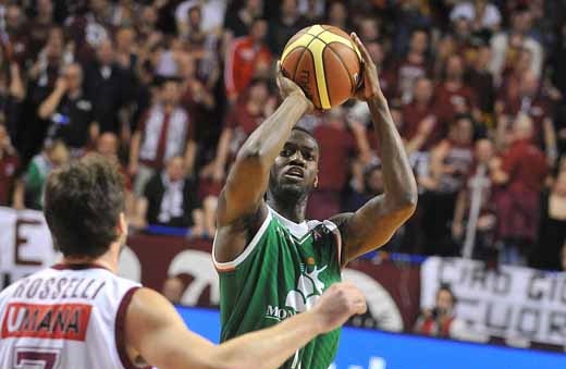 I due volti del basket toscano. Pistoia cade a Cremona, Siena passa a Venezia