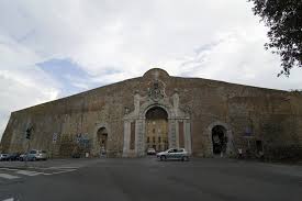 A difesa della cinta muraria, a Siena nasce l’associazione “le Mura”