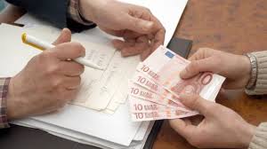 Fondi Ue indebitamente percepiti, due arresti per truffa ai danni della Regione Toscana
